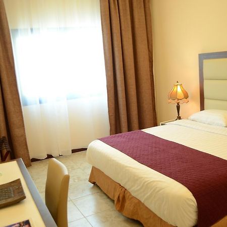 الشارقة Arcadia Hotel Suites المظهر الخارجي الصورة