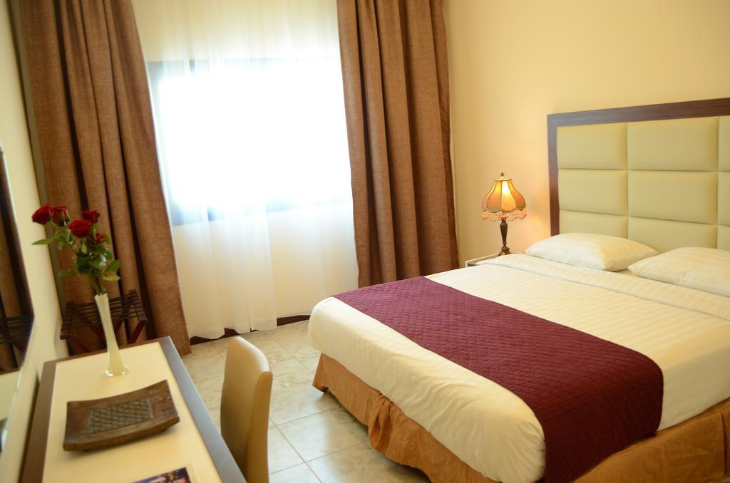 الشارقة Arcadia Hotel Suites المظهر الخارجي الصورة