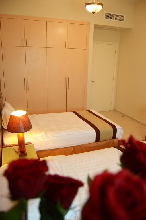 الشارقة Arcadia Hotel Suites المظهر الخارجي الصورة