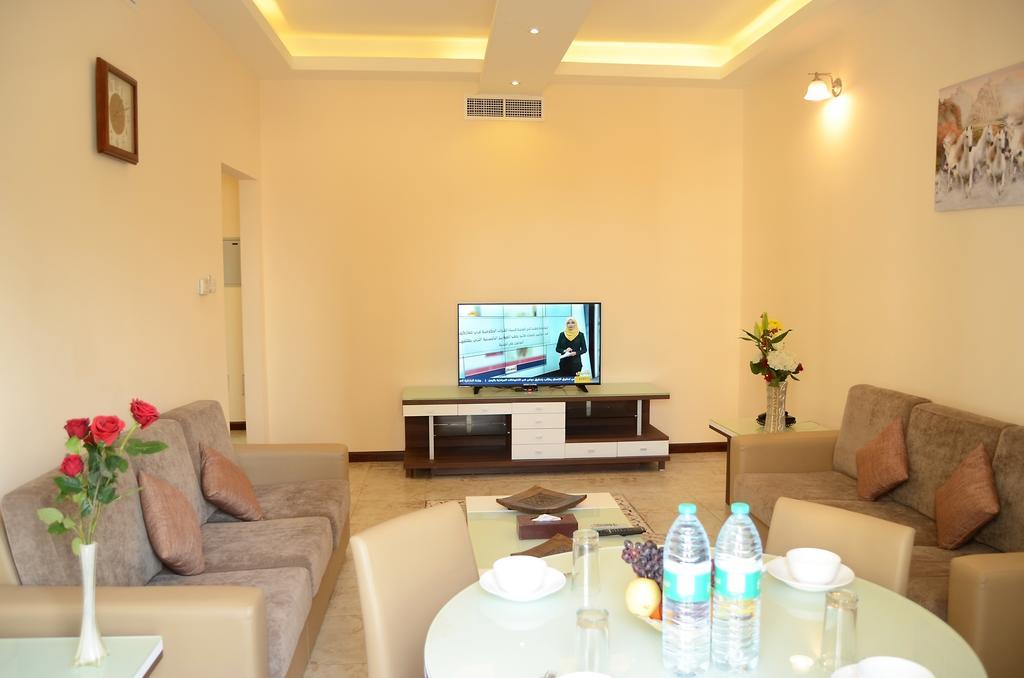 الشارقة Arcadia Hotel Suites المظهر الخارجي الصورة
